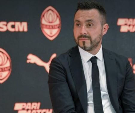 Roberto De Zerbi in an event.